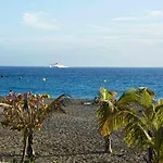 בית נופש Casa Curt, Vista Mar Y Playa ארונה