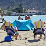 Casa Curt, Vista Mar Y Playa בית נופש ארונה